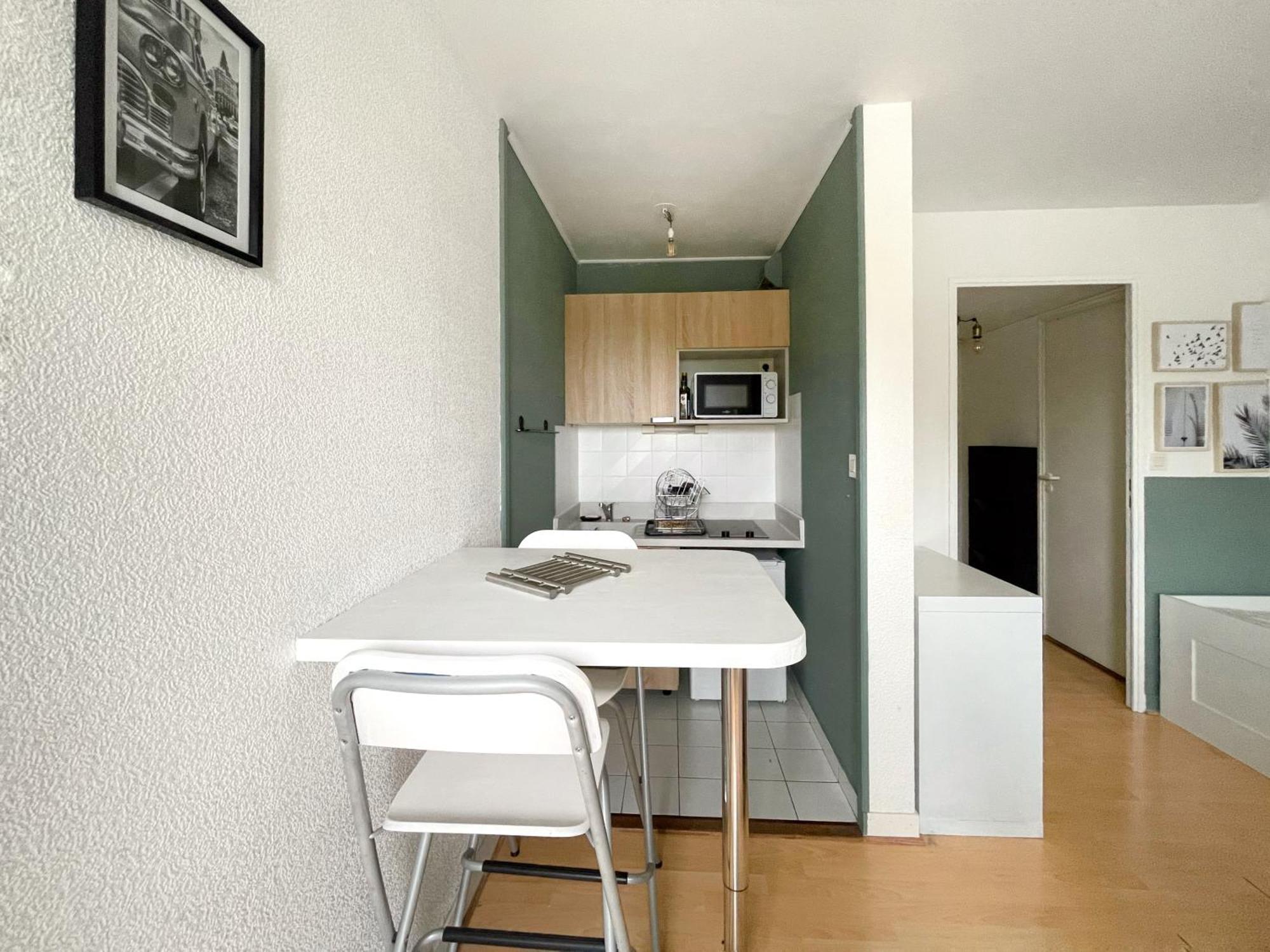 דירות ואנה T1 Cosy - 5Min Du Port - Parking - Linge Inclus מראה חיצוני תמונה